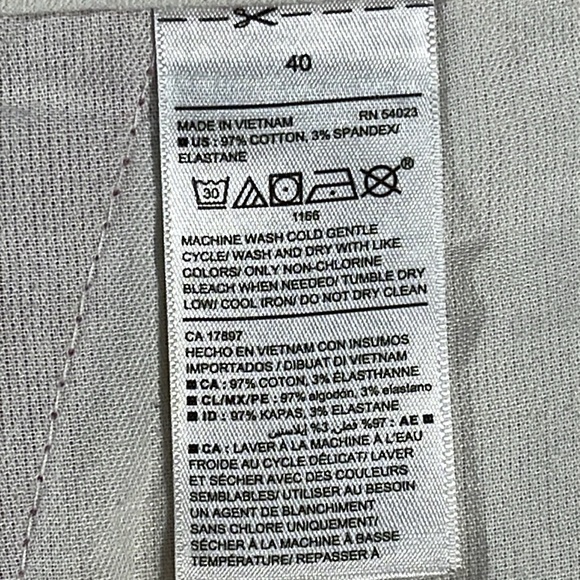 Old Navy mens weathered rose red Ultimate Slim flat front 10" shorts - size 40 - Picture 6 of 10